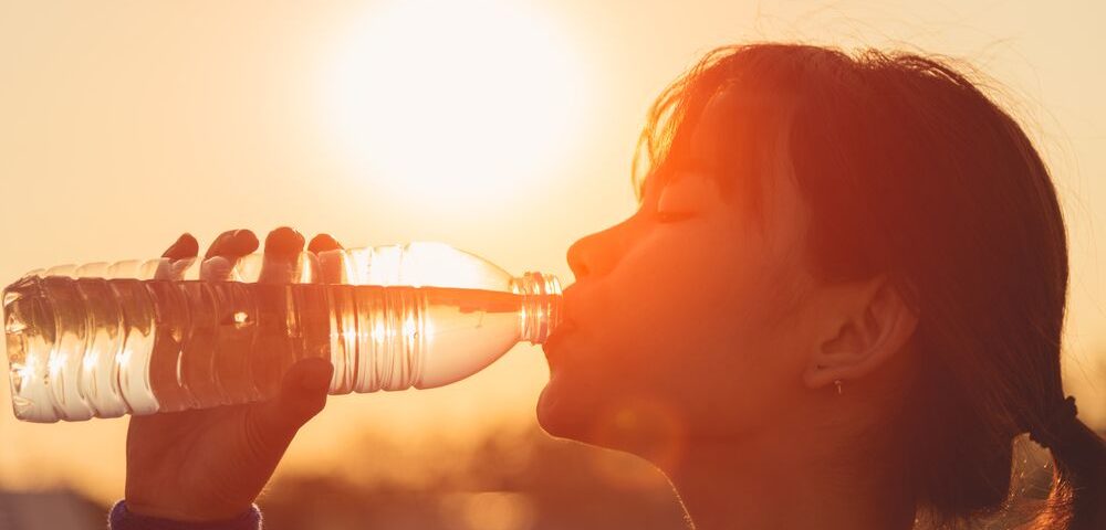 How to Hydrate in Hot Weather